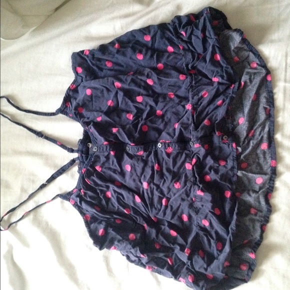 Buttoned tank - Picture 1 of 3