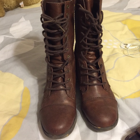 Combat boots - Picture 2 of 3