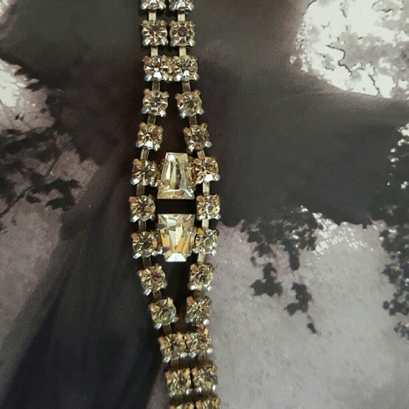 Jewelry - ⤵REDUCED⤵: Vintage Rhinestone Bracelet