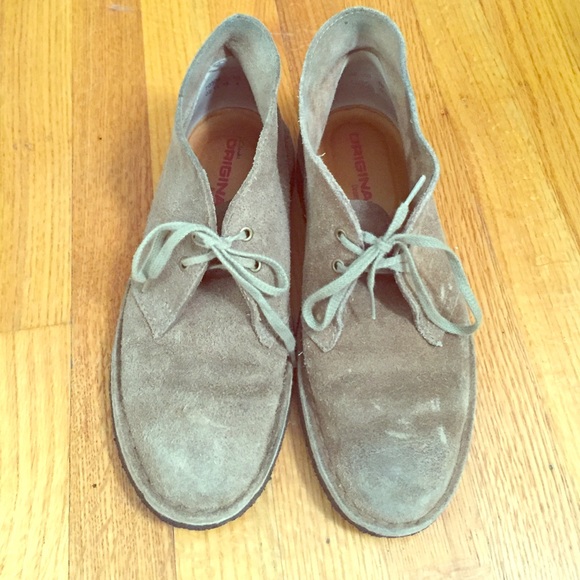 Suede Clarks desert boots