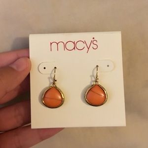 Brand new Macy's earrings. Never worn.