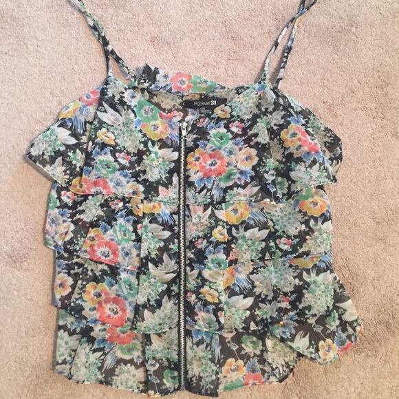 Floral top with ruffles