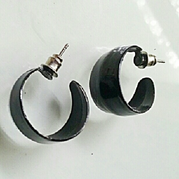 CHARMS AND EARRINGS - Picture 2 of 4