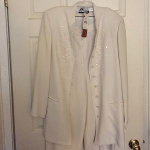 Beautiful Off white beaded pants suit, Sz. 12 New!