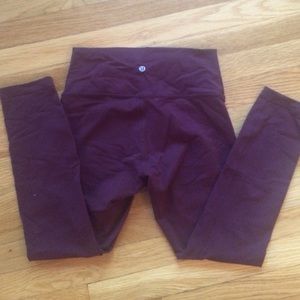 Lululemon Wunder Under Hi-Rise Crop Size 8