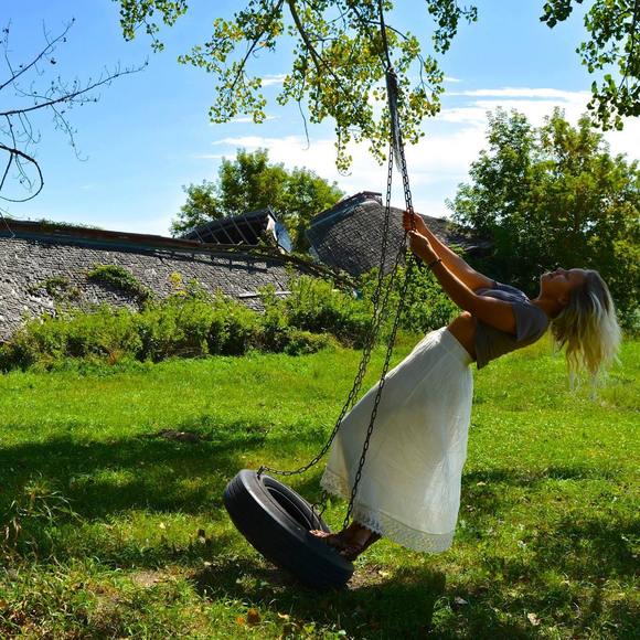 Meet your Posher, Hannah - Picture 1 of 1