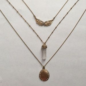 Triple layered gold necklace