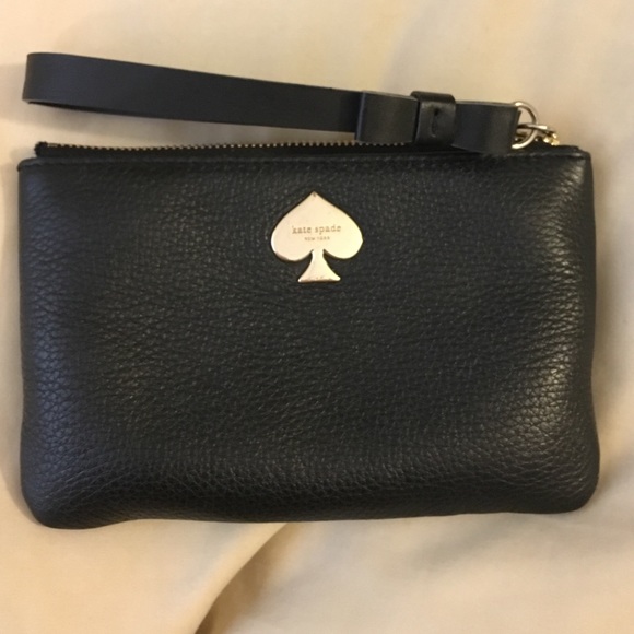 Kate spade wristlet. Lightly worn - Picture 1 of 3
