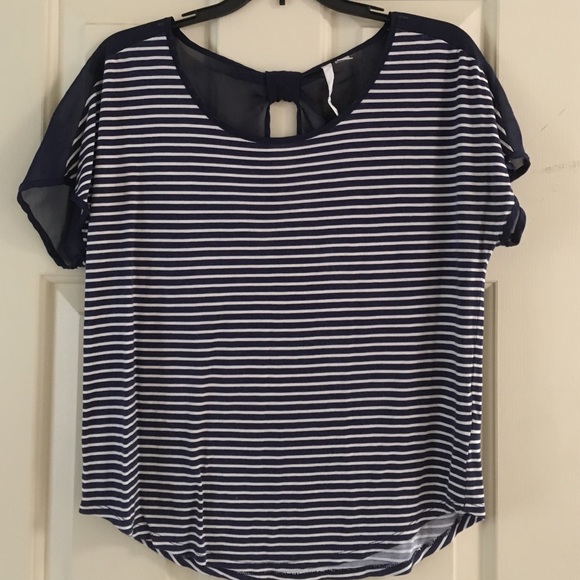Strip navy & white blouse