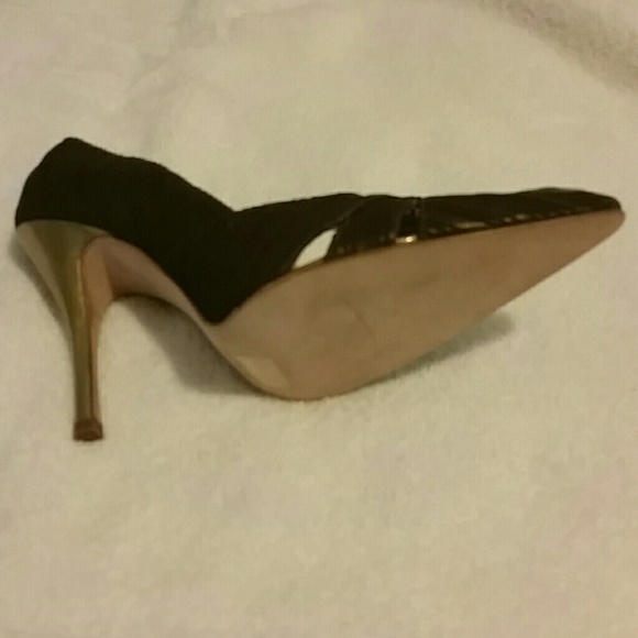 Shoes - Picture 3 of 4