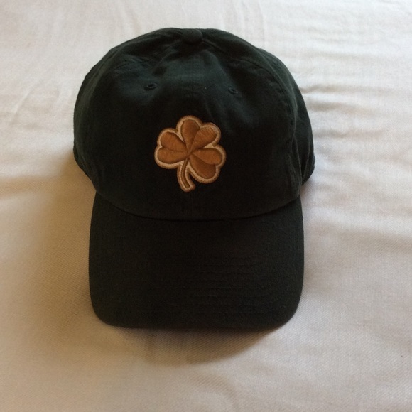 The Franchise by Twins Enterprise  Accessories - University of Notre Dame Fighting Irish Cap
