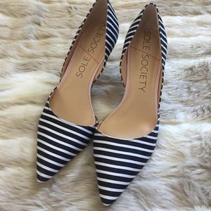 Sole Society Pumps