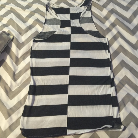 vans tank top - Picture 2 of 3