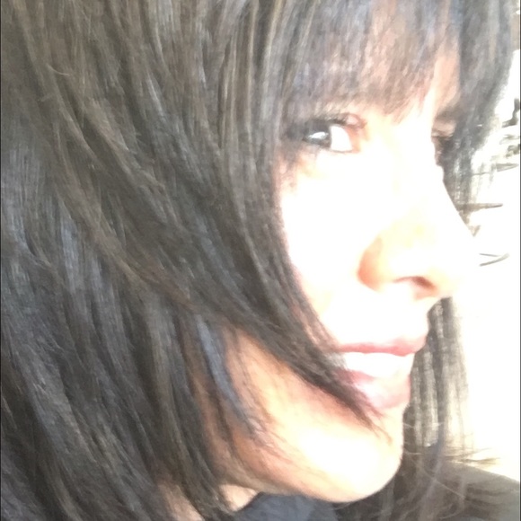 Meet your Posher, Cheryl - Picture 1 of 1