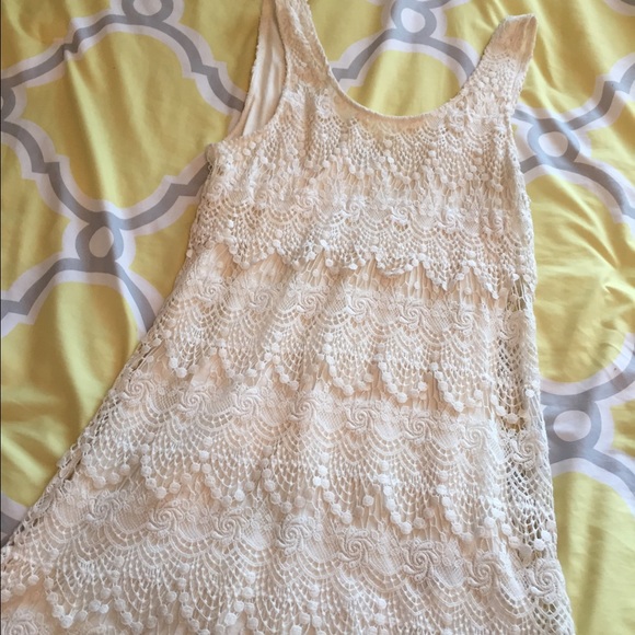 Super cute form fitting cream lace dress