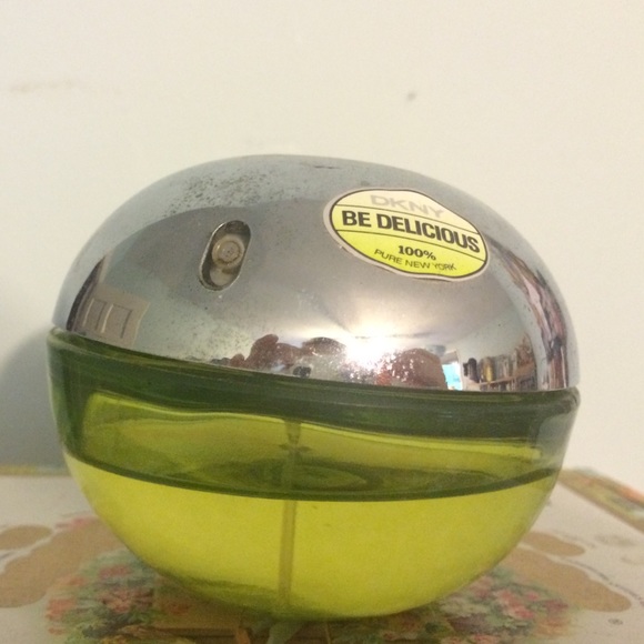 DKNY Be Delicious perfume