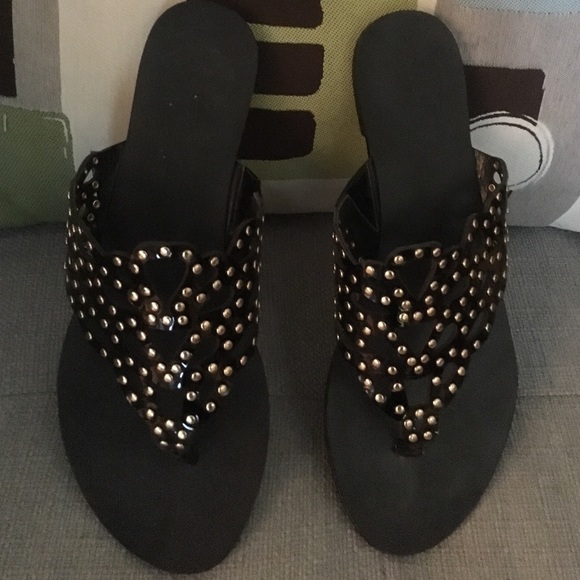 Vince Camuto Sandals