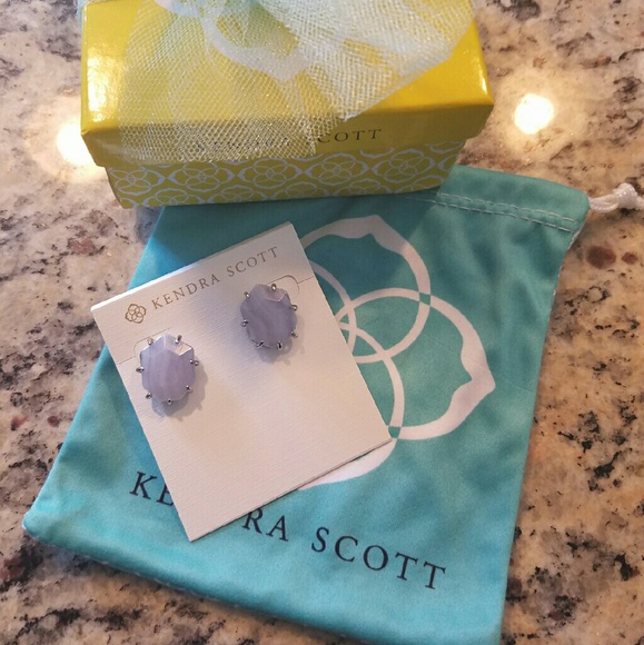 *Sold*Blue lace agate Morgan's