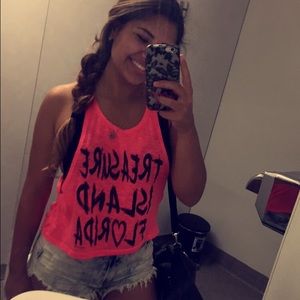 Meet your Posher, Melanie