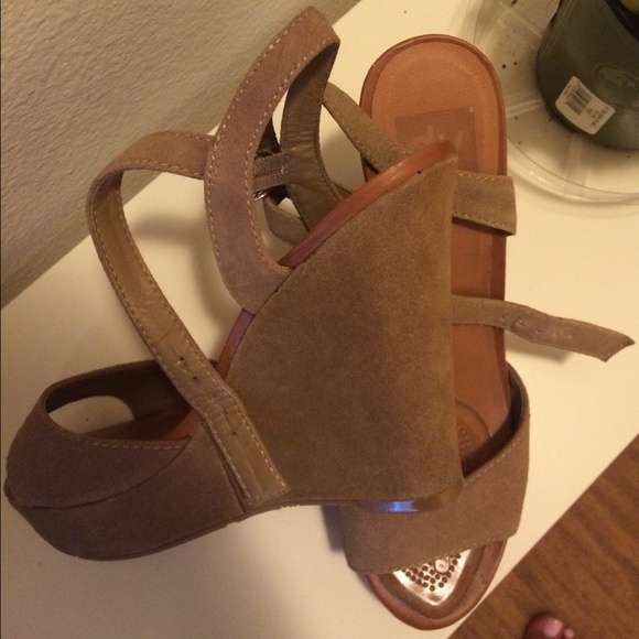Wedges - Picture 2 of 3