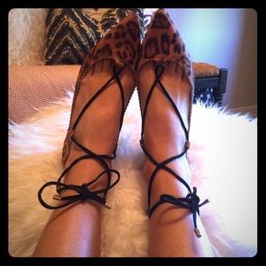 Worn Once* Top Shop Leopard wrap Flats!