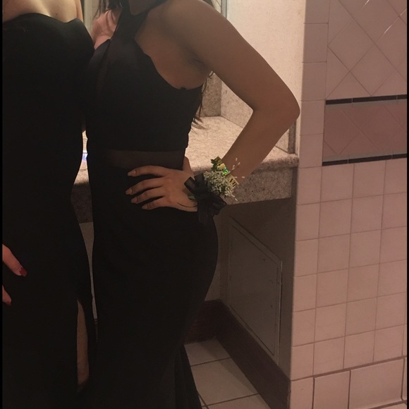 Prom dress - Picture 2 of 2