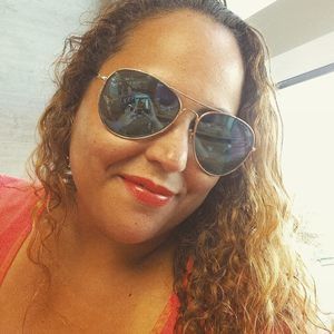 Meet your Posher, Caroline