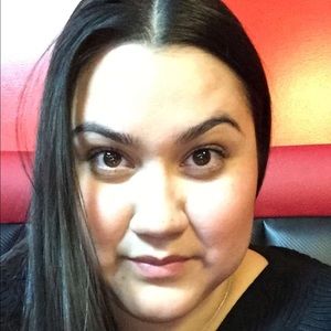 Meet your Posher, Angelica