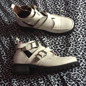 White cut out booties😍