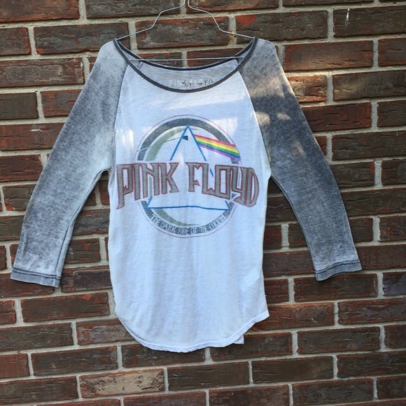Faded tag Tops - Pink Floyd shirt