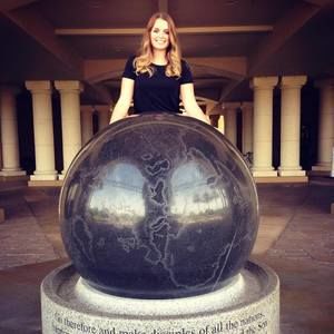 Meet your Posher, Jennie