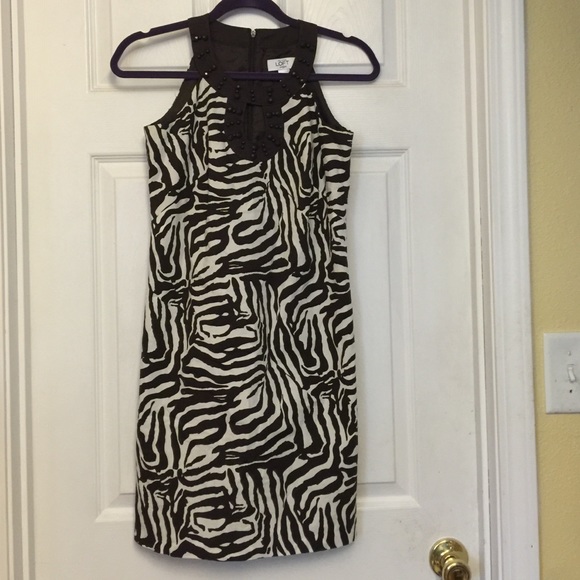 Dress - Picture 1 of 1