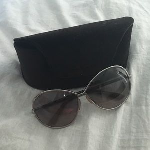 Sunglass