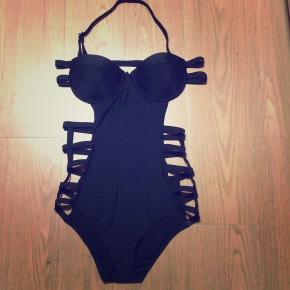 Optional halter top or strapless 1 piece swimsuit