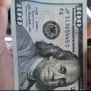 Meet your Posher, Lexi