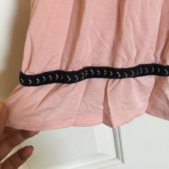 Pink stretchy maternity top - Picture 3 of 4