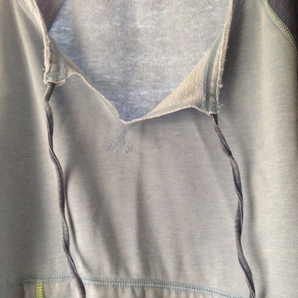 Aeropostale - Picture 2 of 4