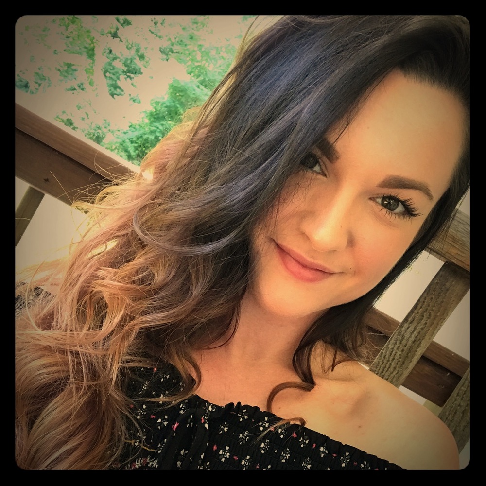 Meet your Posher, Tara