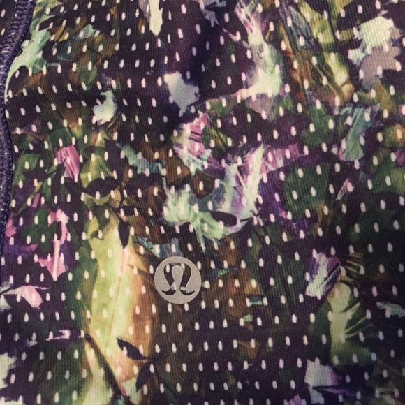 Lululemon Dancing warrior tank - Picture 3 of 4