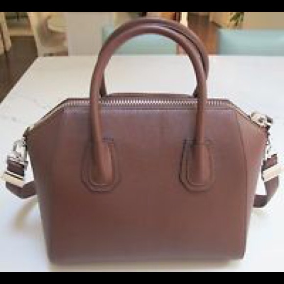 Givenchy Antigona Medium Leather Satchel Bag - Picture 2 of 4