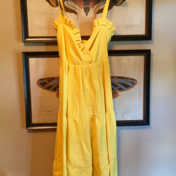 Gorgeous vintage handmade Yellow midi dress!