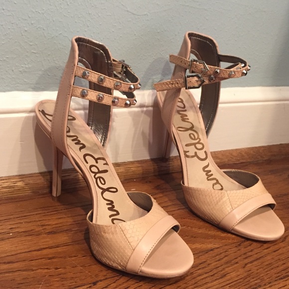 Sam Edelman nude/snakeskin heels with studs