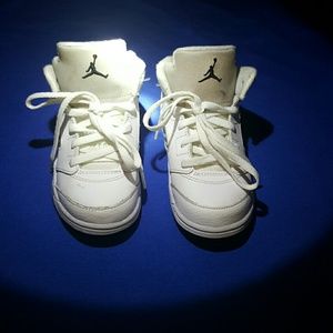 Authentic retro 5 jordans. In great conditioned