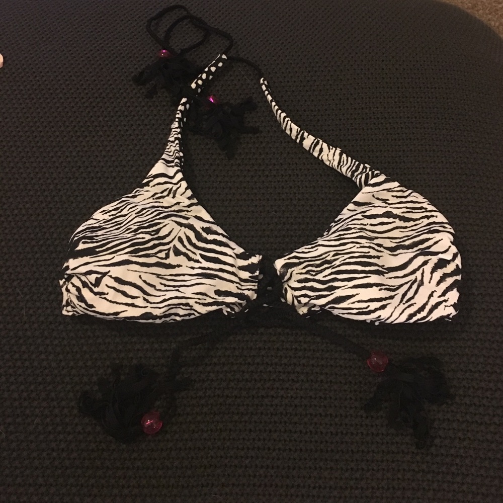 NWOT size medium - Picture 3 of 3