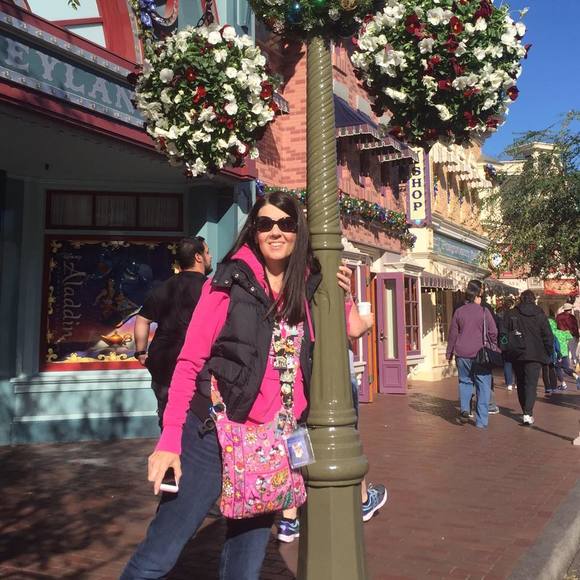 Meet your Posher, Dee dee - Picture 1 of 1