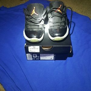 Toddler retro low jordans