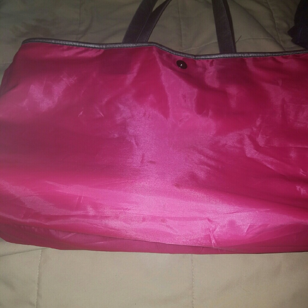 Tote - Picture 3 of 4