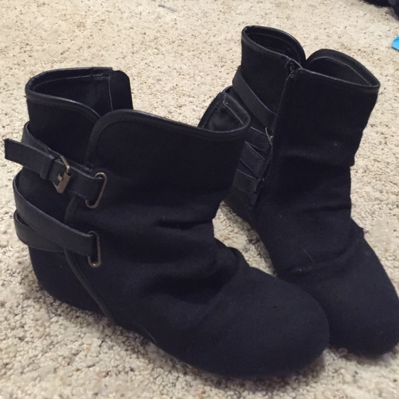Wedged booties