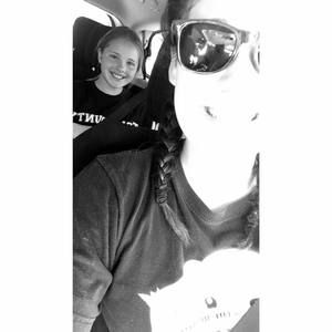 Meet your Posher, Tania