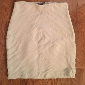 EUC Express bandage cream skirt!